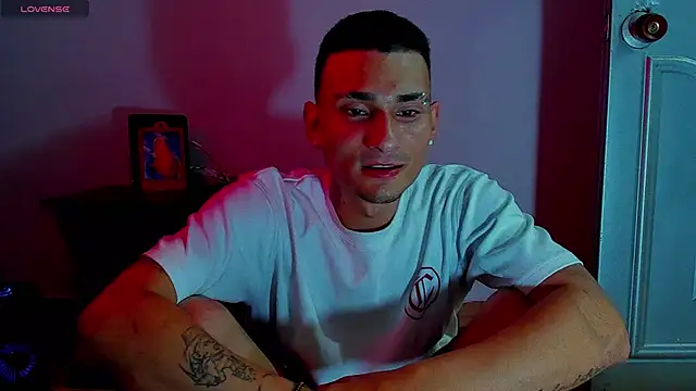 Exotic Boy777Z online show from 22, 5, 2026