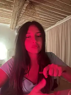 Lolafontaine2008 online show from 9, 6, 2026