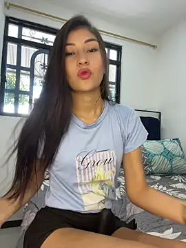 Aylin-fire online show from 9, 6, 2026