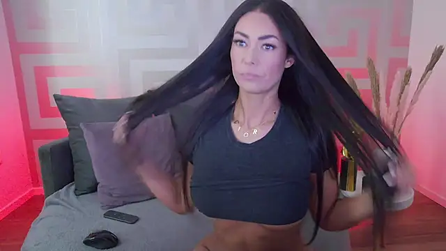 Mina Babe online show from 7, 3, 2025