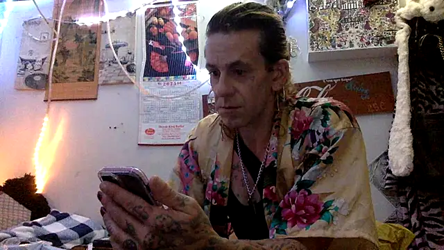 VanillaSnowcones online show from 9, 6, 2026
