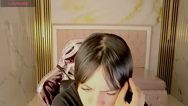 isabeau s online show from 9, 7, 2026