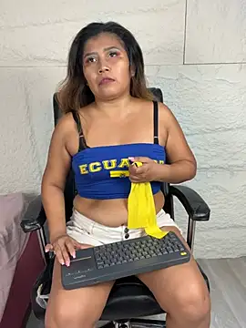 LyraMilano online show from 20, 6, 2026