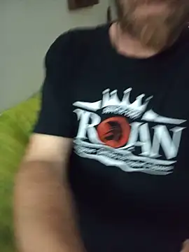 Snapshot of Toni13_1983 chatting on 14, 6, 2026 Toni13 1983 online show from 14, 6, 2026