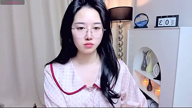 Snapshot of miuu6868 chatting on 3, 7, 2026 miuu6868 online show from 3, 7, 2026