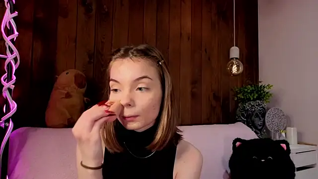 Snapshot of IvoryPesante chatting on 3, 7, 2026 IvoryPesante online show from 3, 7, 2026