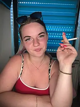 Snapshot of SecretSarah chatting on 25, 5, 2026 SecretSarah online show from 25, 5, 2026