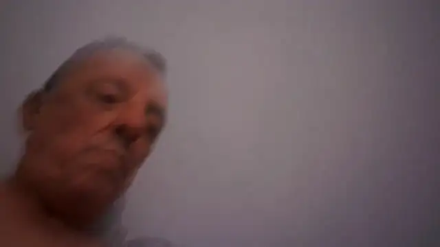 Snapshot of coucou9423 chatting on 8, 6, 2026 coucou9423 online show from 8, 6, 2026