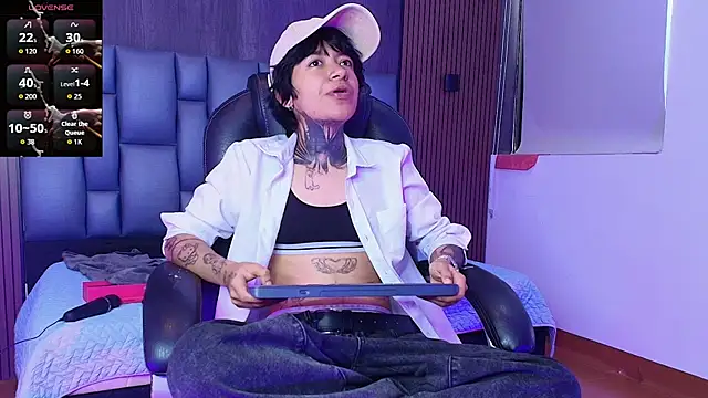 hottiesjuls online show from 11, 7, 2026