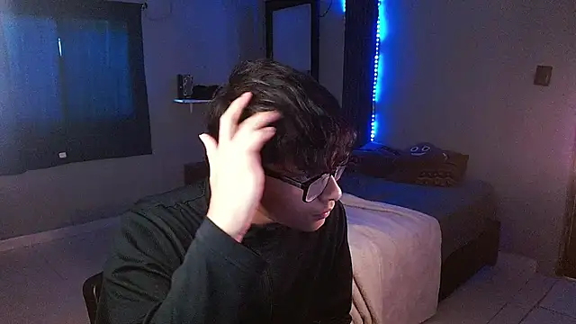 Snapshot of Mr_yisuzz chatting on 26, 6, 2026 Mr yisuzz online show from 26, 6, 2026