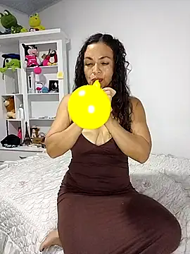 bella-diaz online show from 6, 6, 2026