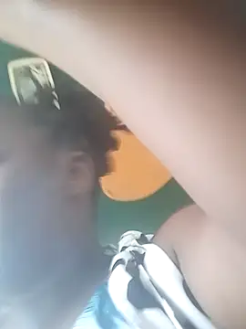 Snapshot of Thia_bunny chatting on 25, 5, 2026 Thia bunny online show from 25, 5, 2026