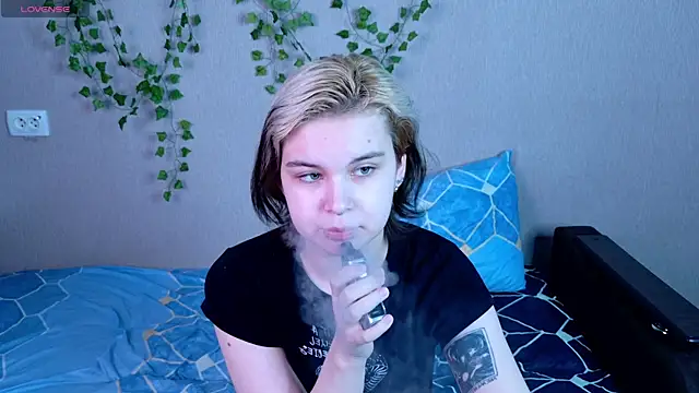 Snapshot of EndThanatos chatting on 20, 7, 2026 EndThanatos online show from 20, 7, 2026
