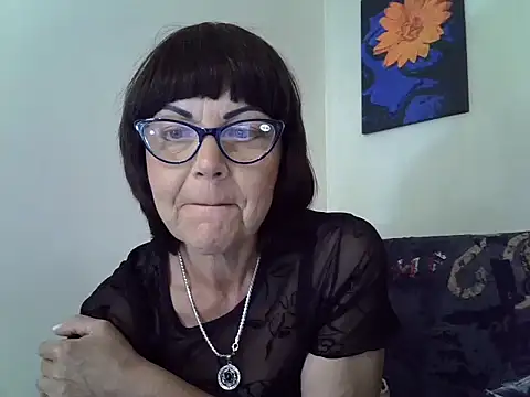 Snapshot of Marys3773 chatting on 12, 6, 2026 Marys3773 online show from 12, 6, 2026