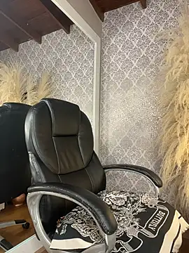 Snapshot of Amel_Rosse chatting on 9, 6, 2026 Amel Rosse online show from 9, 6, 2026