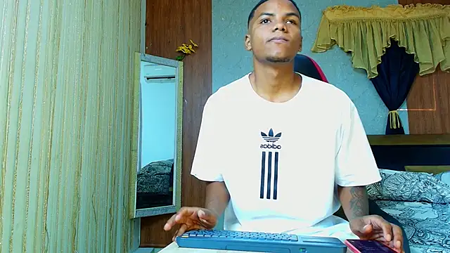 Snapshot of artur_collins_ chatting on 27, 5, 2026 artur collins online show from 27, 5, 2026