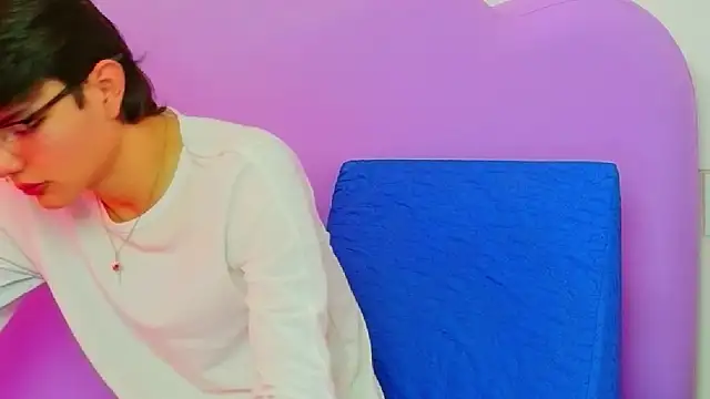 Liamdelrey online show from 27, 6, 2026