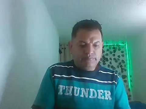 Snapshot of Alessandro-luxe chatting on 7, 6, 2026 Alessandro-luxe online show from 7, 6, 2026