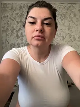 Snapshot of evaxxxcurvyxxx chatting on 29, 6, 2026 evaxxxcurvyxxx online show from 29, 6, 2026