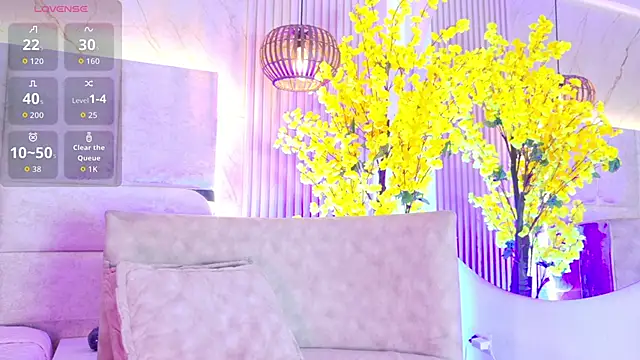 Snapshot of JuliiaSantos chatting on 1, 6, 2026 JuliiaSantos online show from 1, 6, 2026