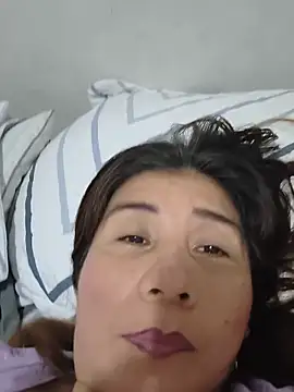 Snapshot of fire_mommy chatting on 11, 6, 2026 fire mommy online show from 11, 6, 2026