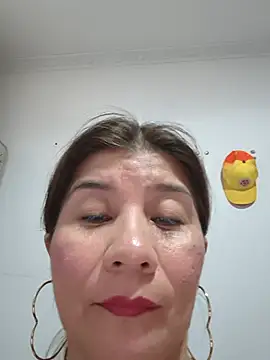 Snapshot of fire_mommy chatting on 8, 7, 2026 fire mommy online show from 8, 7, 2026