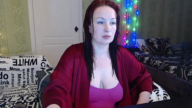 MarleneDietrich online show from 3, 2, 2025