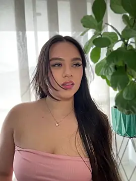 SarahRiveros online show from 25, 6, 2026