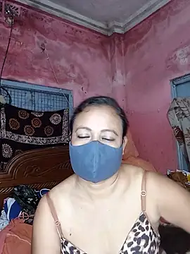 Snapshot of MoonLusty chatting on 20, 6, 2026 MoonLusty online show from 20, 6, 2026