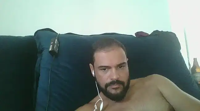 Snapshot of Pistola_faminta chatting on 18, 2, 2025 Pistola faminta online show from 18, 2, 2025