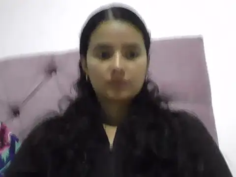 Snapshot of micaelamoreno18 chatting on 28, 5, 2026 micaelamoreno18 online show from 28, 5, 2026
