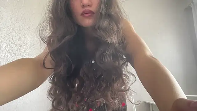 Snapshot of LisetteParajon chatting on 26, 6, 2026 LisetteParajon online show from 26, 6, 2026
