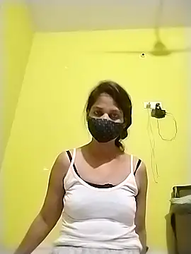 cutieNancy89 online show from 9, 6, 2026