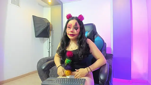 Miiarouse   online show from 20, 6, 2026