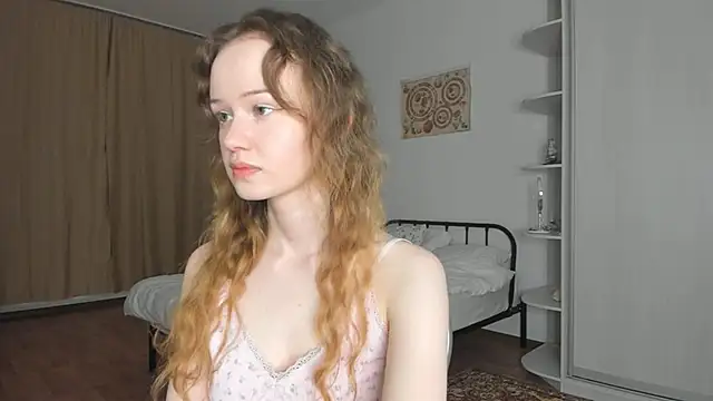 Snapshot of babymolly2 chatting on 15, 6, 2026 babymolly2 online show from 15, 6, 2026