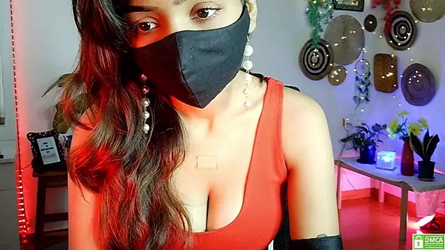 Yalinahotty online show from 28, 6, 2026