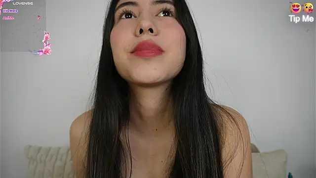 Snapshot of Sweetpussyhot_ chatting on 17, 7, 2026 Sweetpussyhot online show from 17, 7, 2026