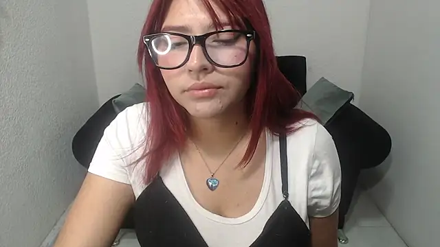 Snapshot of beckysexyhot chatting on 17, 6, 2026 beckysexyhot online show from 17, 6, 2026