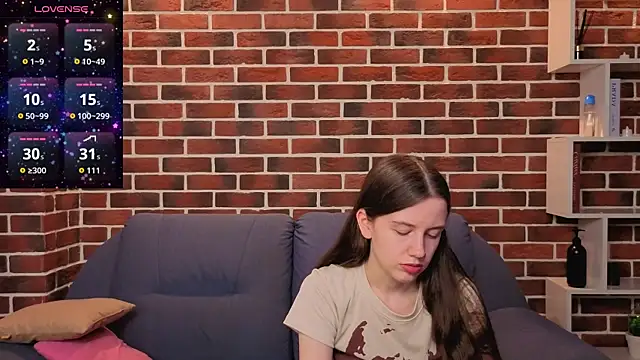 MyrtaMcclaney online show from 26, 7, 2026