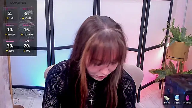Hyuna Flowers online show from 7, 6, 2026