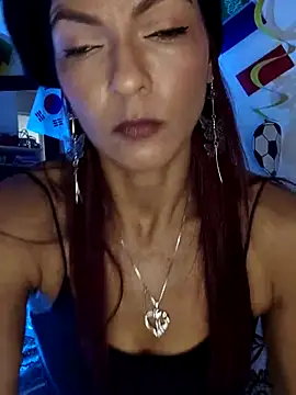 hannapettit online show from 25, 6, 2026