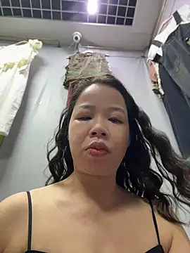 Snapshot of honghong_mother chatting on 3, 7, 2026 honghong mother online show from 3, 7, 2026