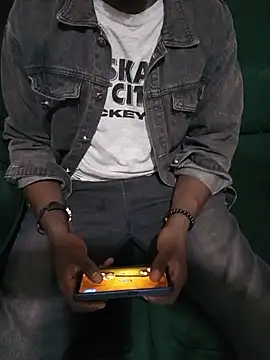 Snapshot of Bigblackman25 chatting on 4, 6, 2026 Bigblackman25 online show from 4, 6, 2026