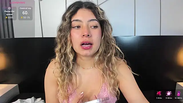 ChloeBelle  online show from 17, 7, 2026
