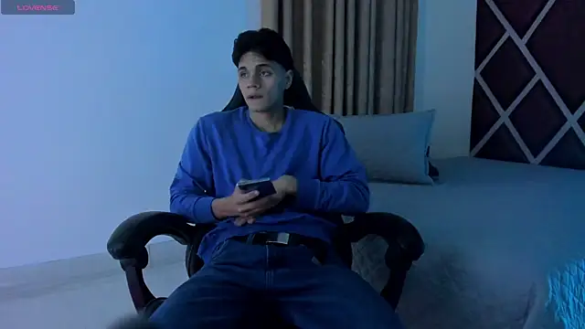 Snapshot of Ithan_Hott chatting on 5, 7, 2026 Ithan Hott online show from 5, 7, 2026