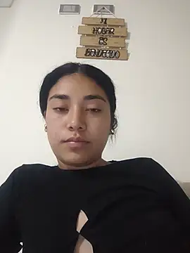 Snapshot of Amber-gold chatting on 6, 6, 2026 Amber-gold online show from 6, 6, 2026