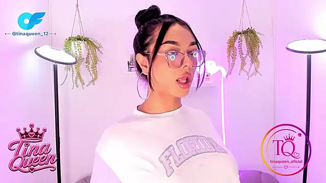  Tinaqueen online show from 25, 6, 2026