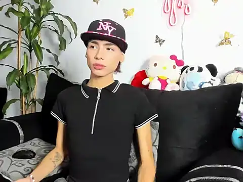 Snapshot of Playboy_andeer chatting on 6, 6, 2026 Playboy andeer online show from 6, 6, 2026