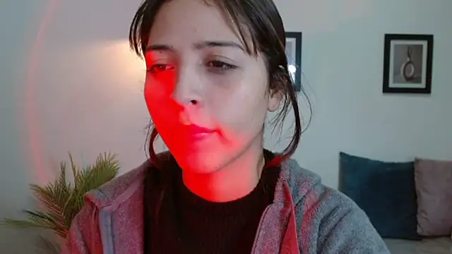 Snapshot of Tiffany_Bu chatting on 17, 6, 2026 Tiffany Bu online show from 17, 6, 2026