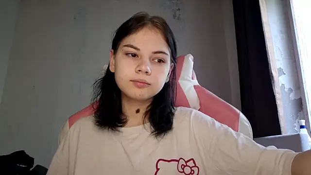 MilaTease online show from 7, 6, 2026